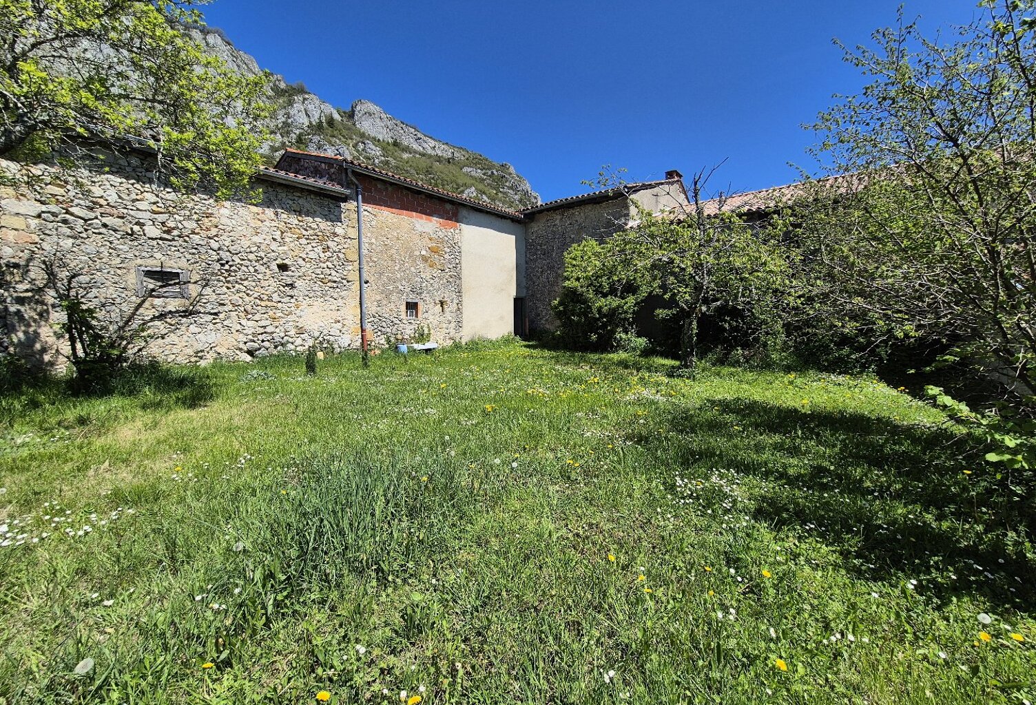 Maison à rénover — photo 1