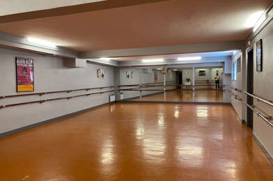 Commerce  127600 €