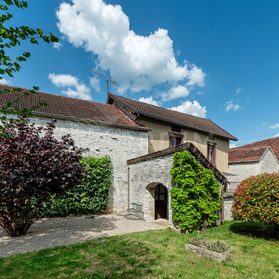 Maison 3 pièces 143000 €