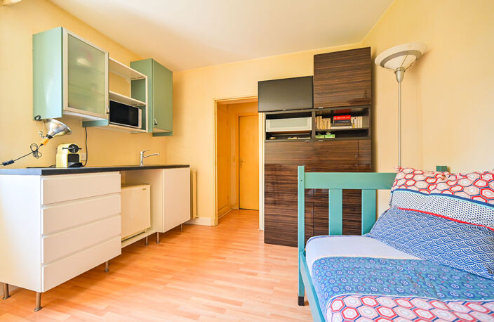 Adresse prisée avenue de Villars — photo 5