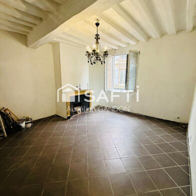 Immeuble  126500 €