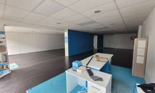 Commerce  415 m² à louer à Lattes (34970)