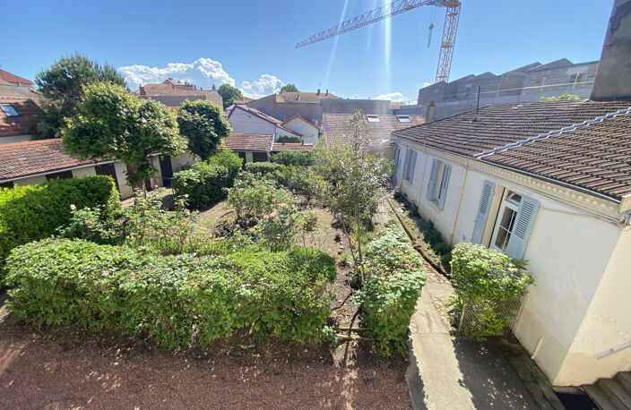 Roanne Mulsant, proche gare, Maison de ville avec jardin à r — photo 2