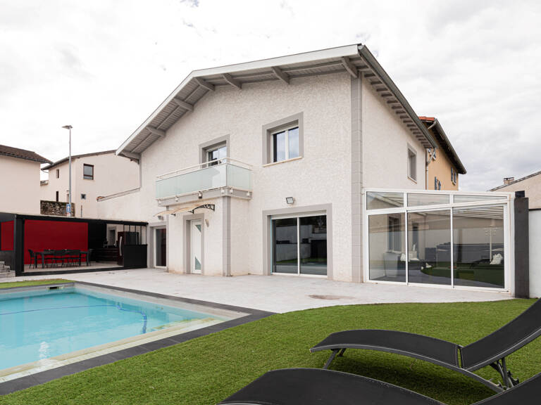 Maison de 212 m2 (intersection Rillieux/Caluire/Sathonay) avec Piscine — photo 1