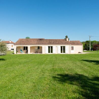 Maison 4 pièces 265500 €