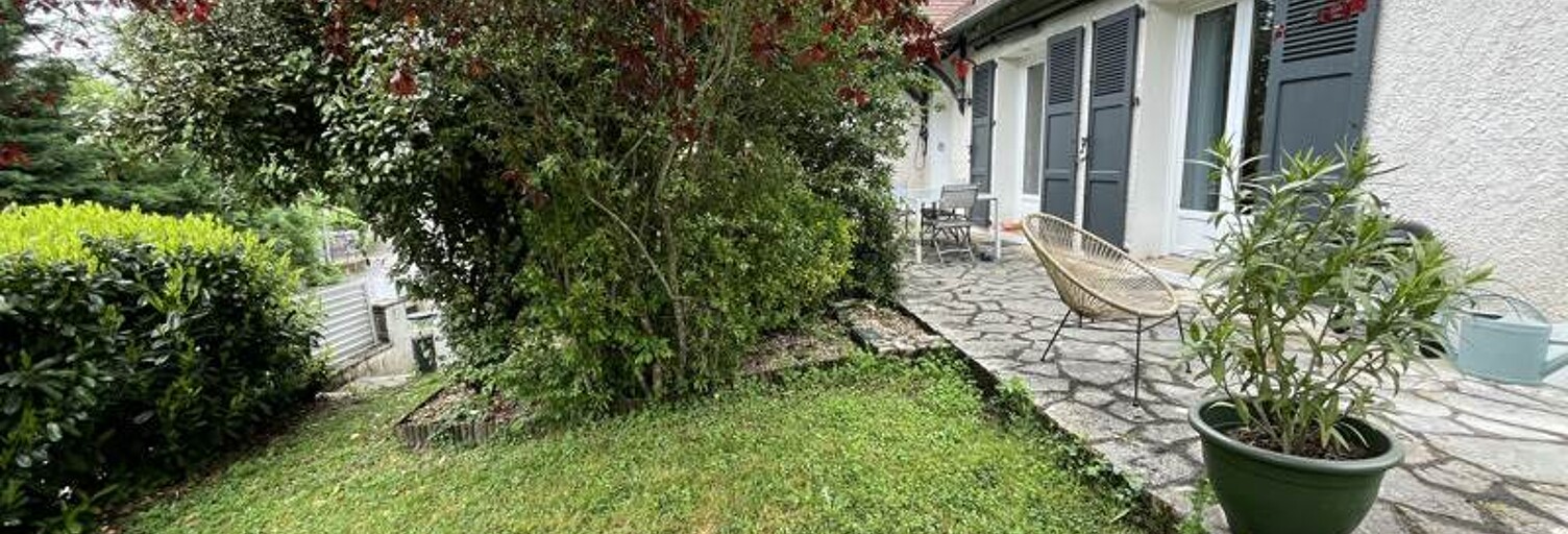 Maison 11 Pièces 180 m² à vendre à Villefranche-de-Rouergue (12200)