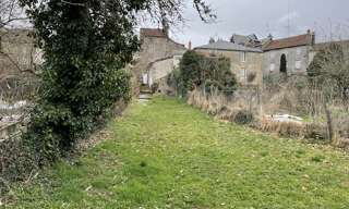 Immeuble   m² à vendre à Bourganeuf (23400)