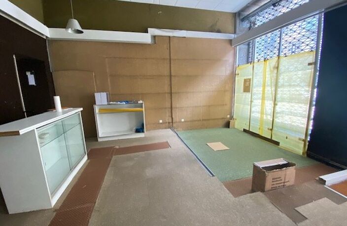 Local commercial — photo 2
