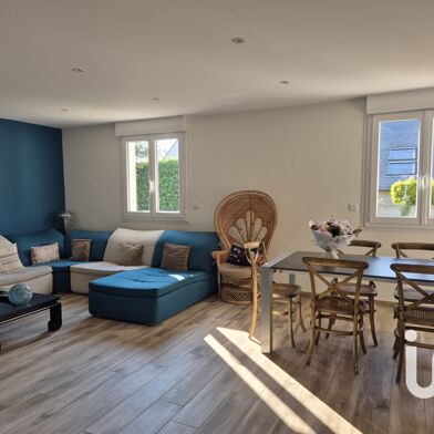 Maison 6 pièces 377775 €