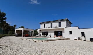 Maison 5 Pièces 155 m² à vendre à Nîmes (30900)