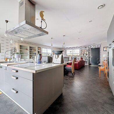 Maison 4 pièces 399000 €