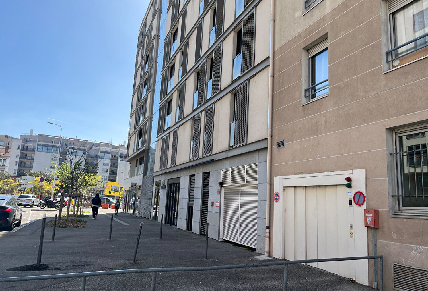 Place de stationnement en sous-sol - Quartier Madeleine - LYON — photo 1