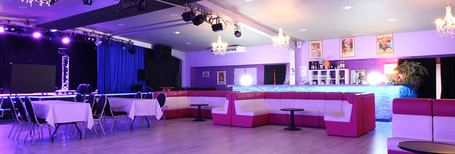 Commerce  1800 m² à vendre à Magneux-Haute-Rive (42600)