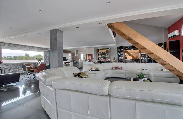 PLAINE DU FOREZ - ENSEMBLE IMMOBILIER 1800m² — photo 5