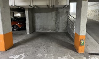 Garage  18 m² à louer à Bordeaux (33000)