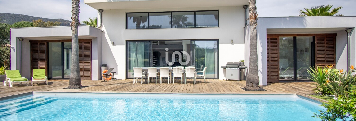 Maison 5 Pièces 213 m² à vendre à Le Plan-de-la-Tour (83120)