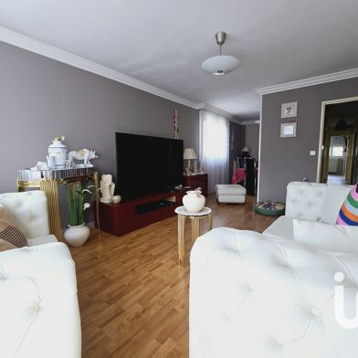 Appartement 5 pièces 149000 €