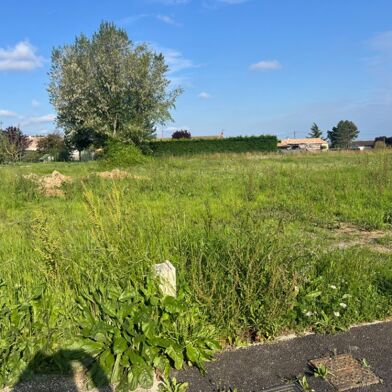 Terrain  69100 €