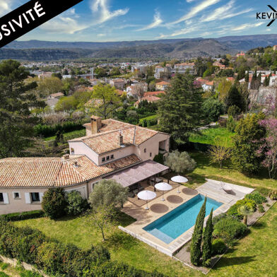 Maison 14 pièces 1000000 €