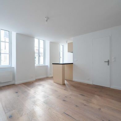 Appartement 2 pièces 278250 €