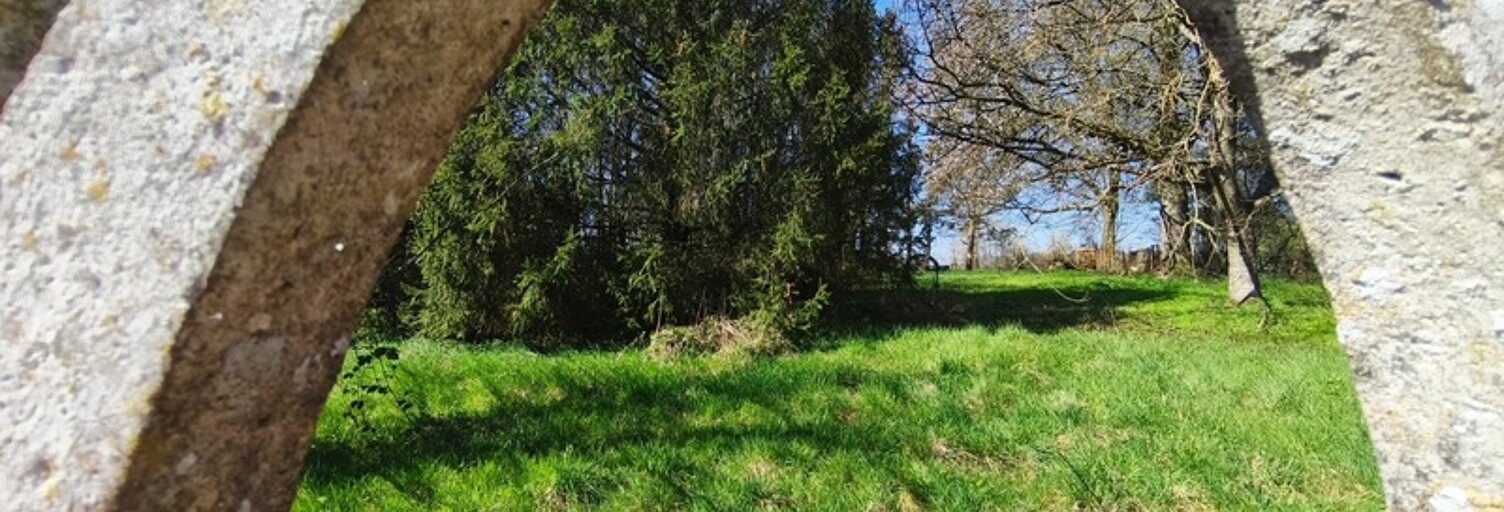 Terrain  1068 m² à vendre à Mondrepuis (02500)