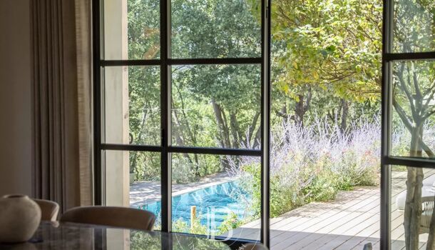 Propri&eacute;t&eacute; 8 pièces  à vendre Lourmarin 84160