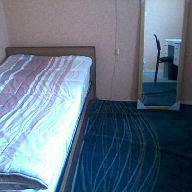 Appartement 1 pièces 400 €