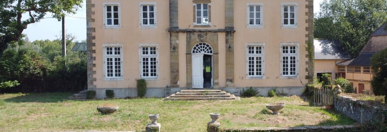 Maison 9 Pièces 350 m² à vendre à Nay (64800)