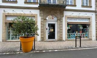 Commerce  101 m² à louer à Aire-sur-l'Adour (40800)