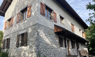 Appartement 7 Pièces 164 m² à vendre à Sergy (01630)