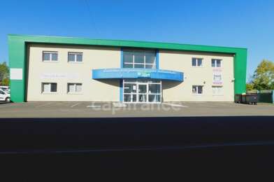 Bureau 7 pièces 1400 €