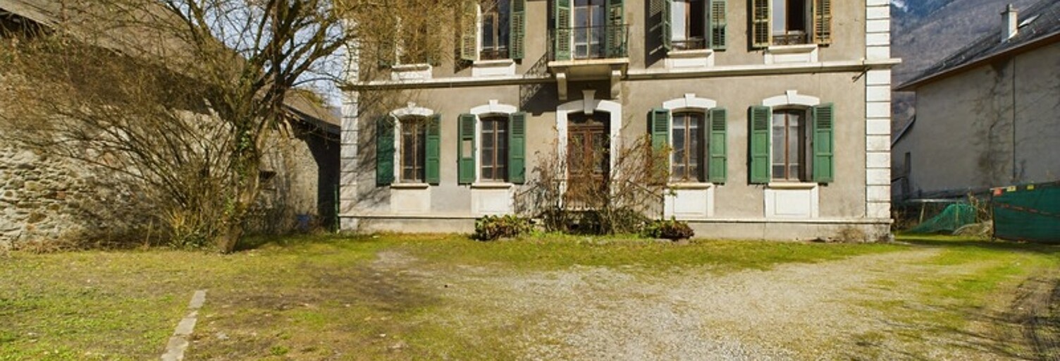 Immeuble  374 m² à vendre à Val-d'Arc (73220)