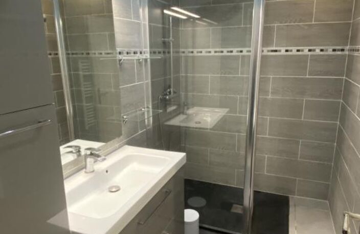 CALI 3, belle chambre meublée en colocation avec services — photo 3