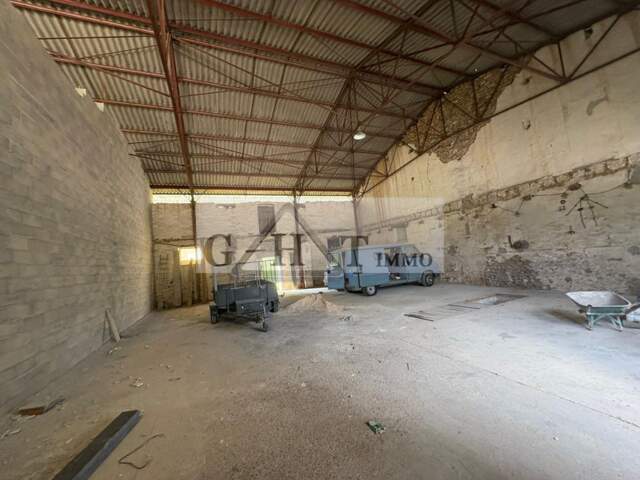 ENTREPOT 200 M² A LOUER A CHAUMES EN BRIE — photo du bien