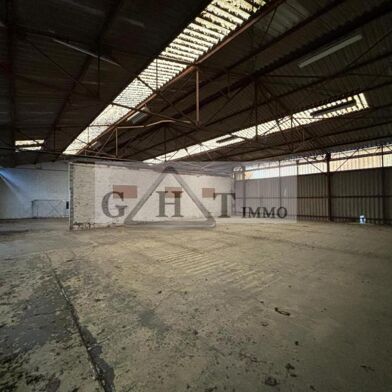 Local industriel  1800000 €