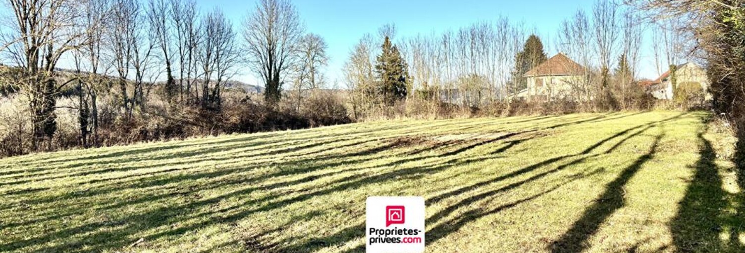 Terrain  3187 m² à vendre à Saint-Pierre-le-Chastel (63230)