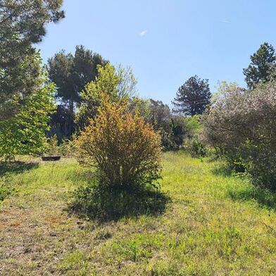 Terrain  169900 €