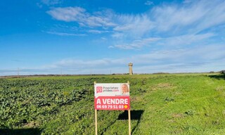 Terrain  1002 m² à vendre à Nogent-le-Roi (28210)