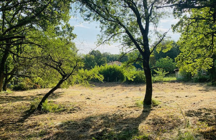 A 12 mn au nord d'Uzès Beau terrain à bâtir éligible de 1000 — photo 3