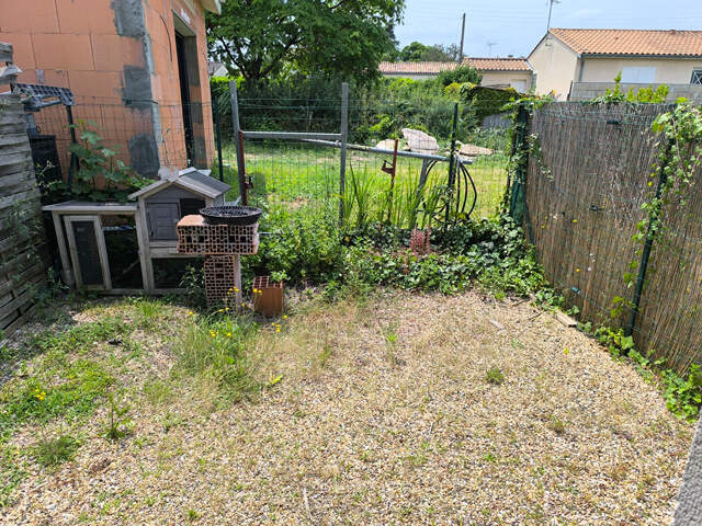 A vendre maison N°2 mitoyenne 34 m² avec jardinet à Libourne — photo du bien