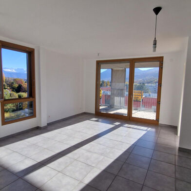 Appartement 3 pièces 255000 €