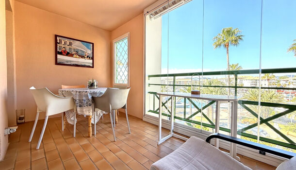 Appartement 3 pièces  à vendre Fréjus 83600