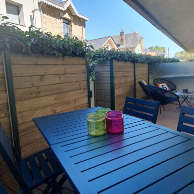 Appartement 2 pièces 270300 €