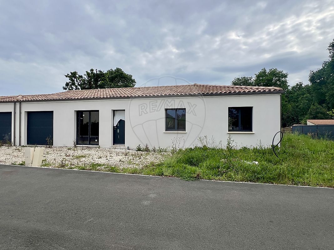 Villa / Maison  T4 à vendre Mathes (Les) 17570