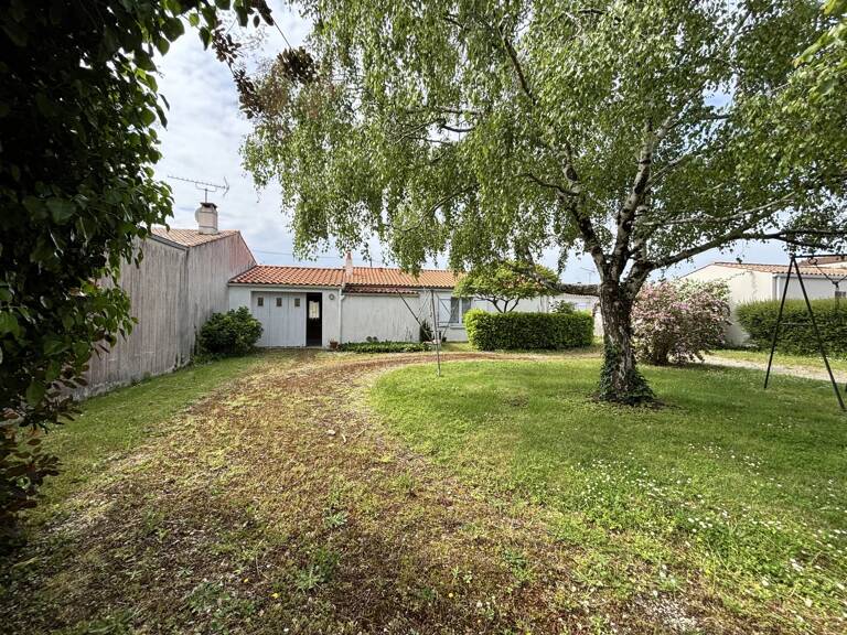 Plain-pied  au centre d'Aigrefeuille d'Aunis — photo 1