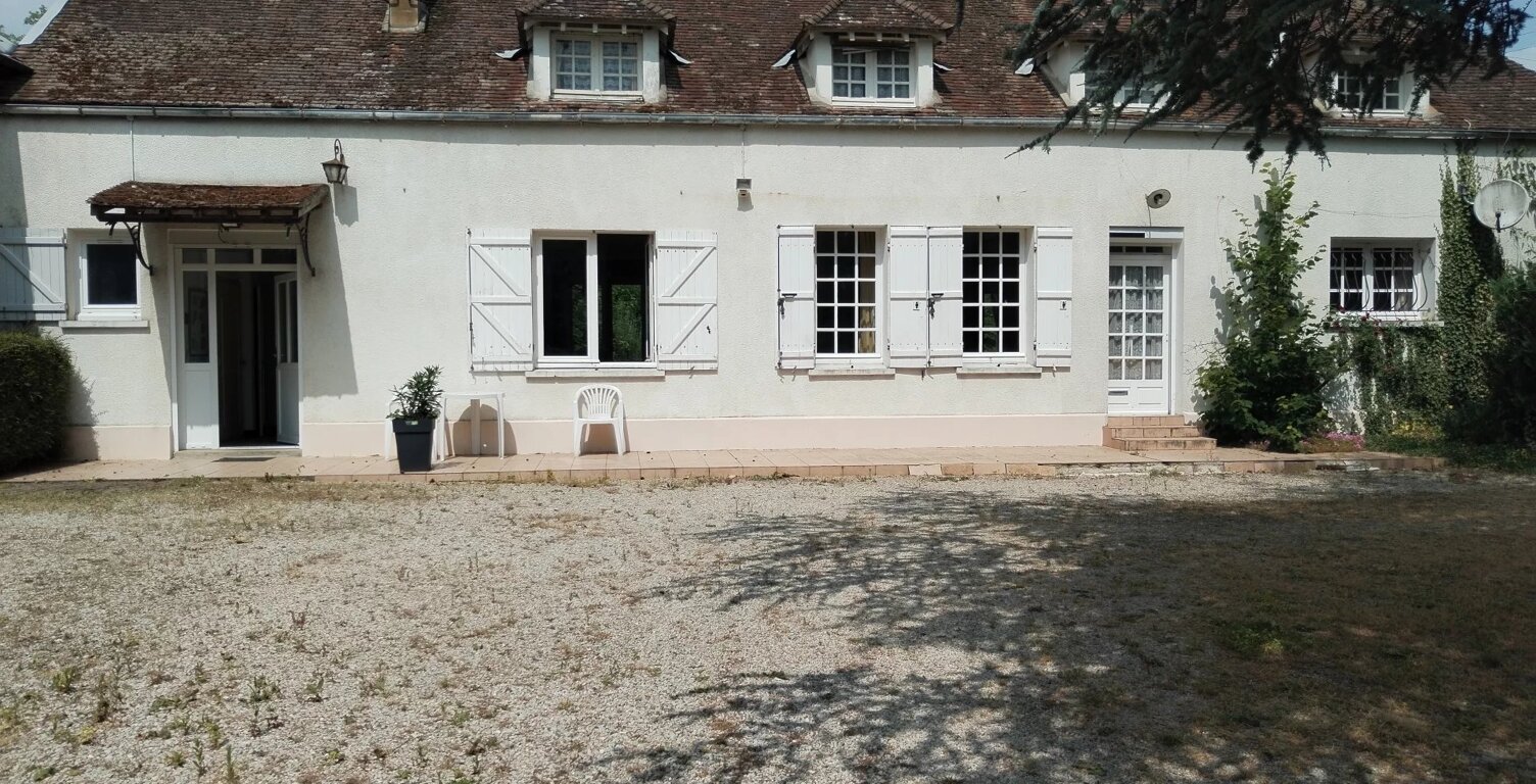 MAISON FAMILIALE 8 PIÈCES, 5 CHAMBRES, DÉPENDANCES, TERRAIN — photo 1