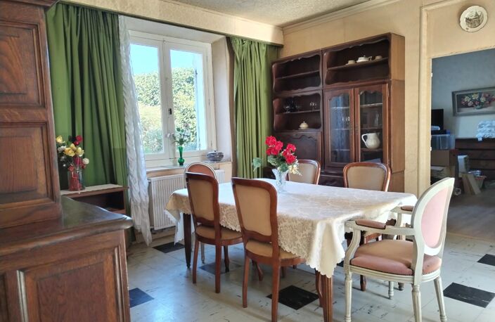 MAISON FAMILIALE 8 PIÈCES, 5 CHAMBRES, DÉPENDANCES, TERRAIN — photo 2