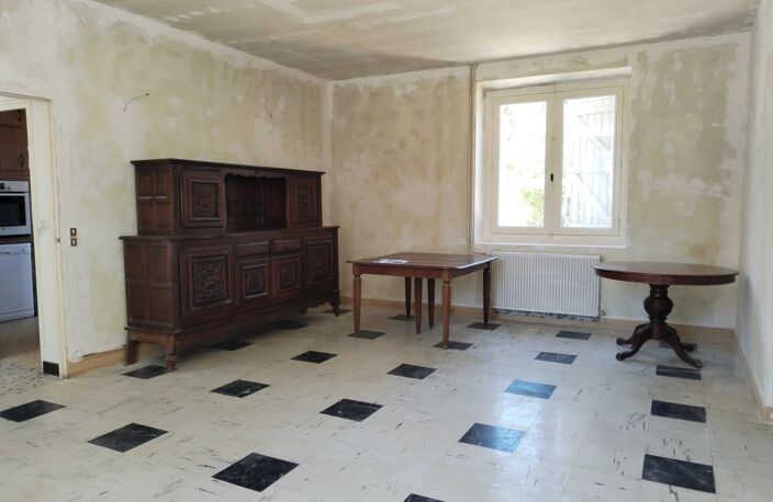 MAISON FAMILIALE 8 PIÈCES, 5 CHAMBRES, DÉPENDANCES, TERRAIN — photo 4