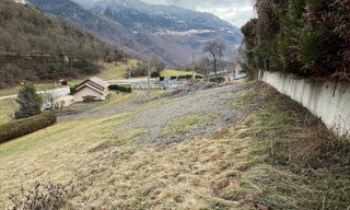 Terrain  1805 m² à vendre à Saint-Marcel (73600)