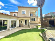 JUVIGNAC - Villa T6 de 218m2 avec piscine — photo 2